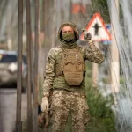 На Харківщині до кінця року планують накрити антидроновими сітками понад 1000 км доріг